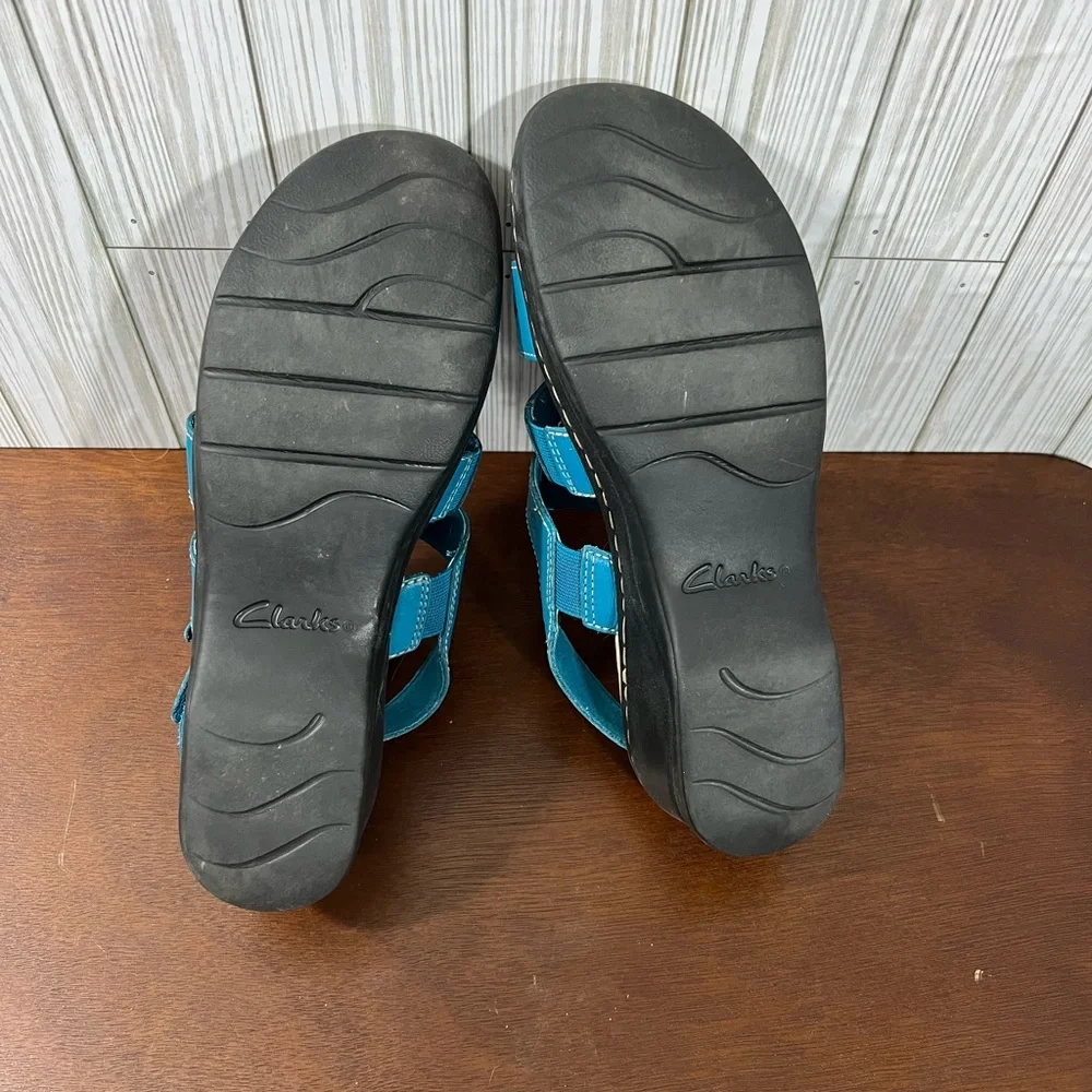 Collection by Clarks Teal Sandals - Picture 4 of 4